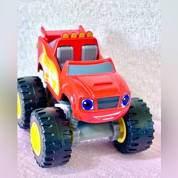 Blaze The Monster Machines BLAZING SPEED Die cast RED Truck Vehicle Toy 2014 - Picture 1 of 6